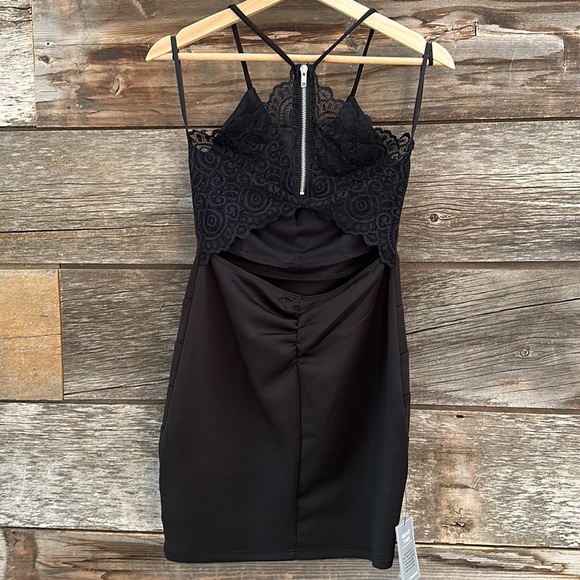 Le Chateau LBD NWT - Picture 5 of 8